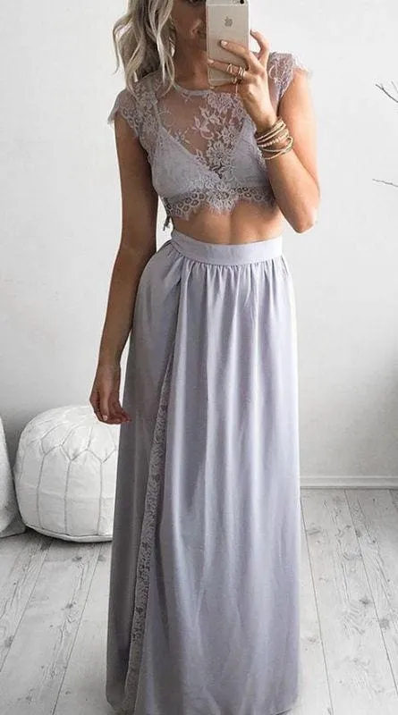 Bridelily 2019 Two-Piece Prom Dresses Sheer Lace Top Side Split Chiffon Floor Length Sexy Party Dresses