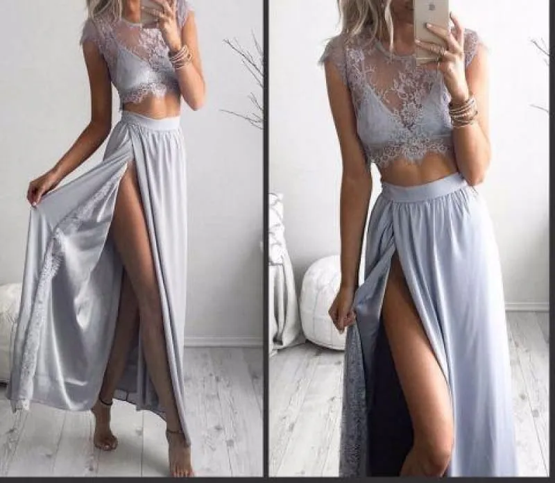 Bridelily 2019 Two-Piece Prom Dresses Sheer Lace Top Side Split Chiffon Floor Length Sexy Party Dresses